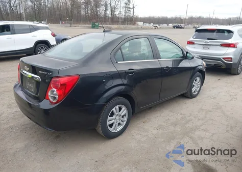 2015 Chevrolet Sonic Lt Auto z USA, uszkodzony, nr VIN 1G1JC5SH3F4163473